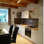 House Apartament *
