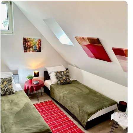 Διαμέρισμα House