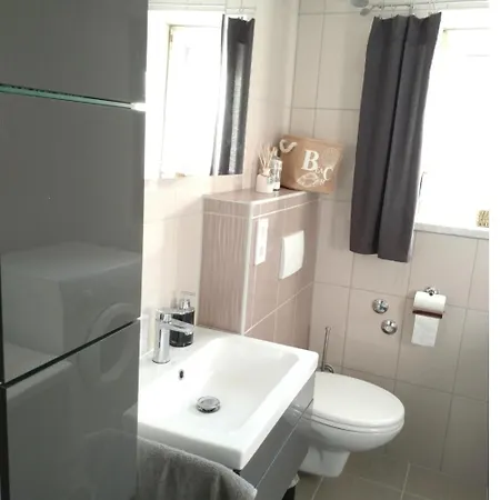 House Apartman *